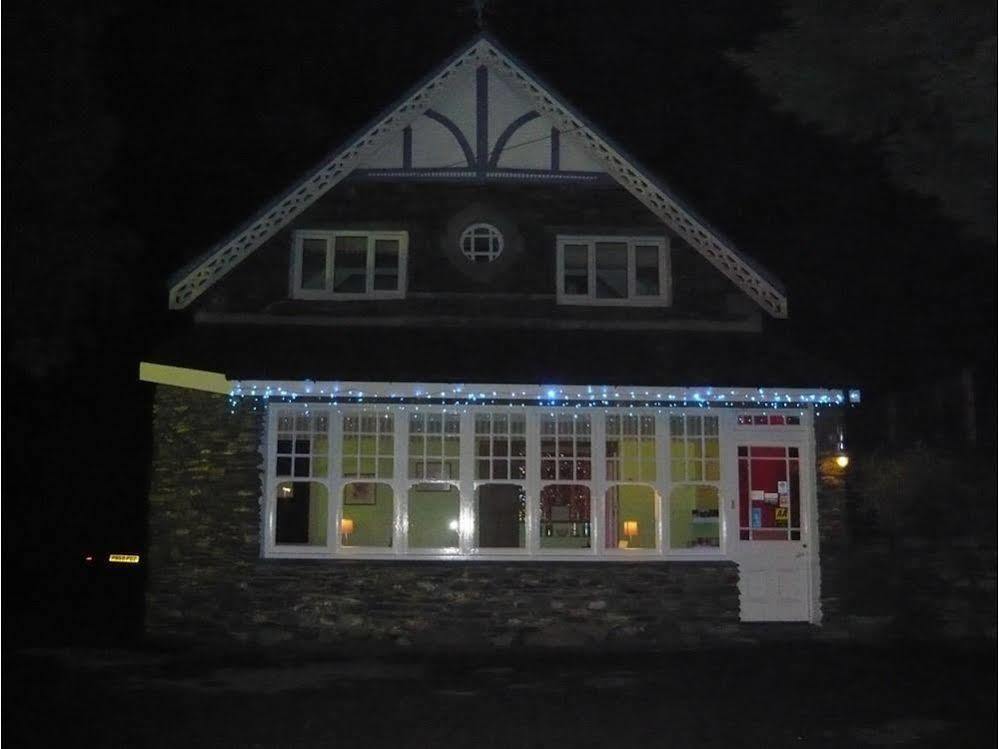 The Coach House Hotel วินเดอร์เมียร์ ภายนอก รูปภาพ