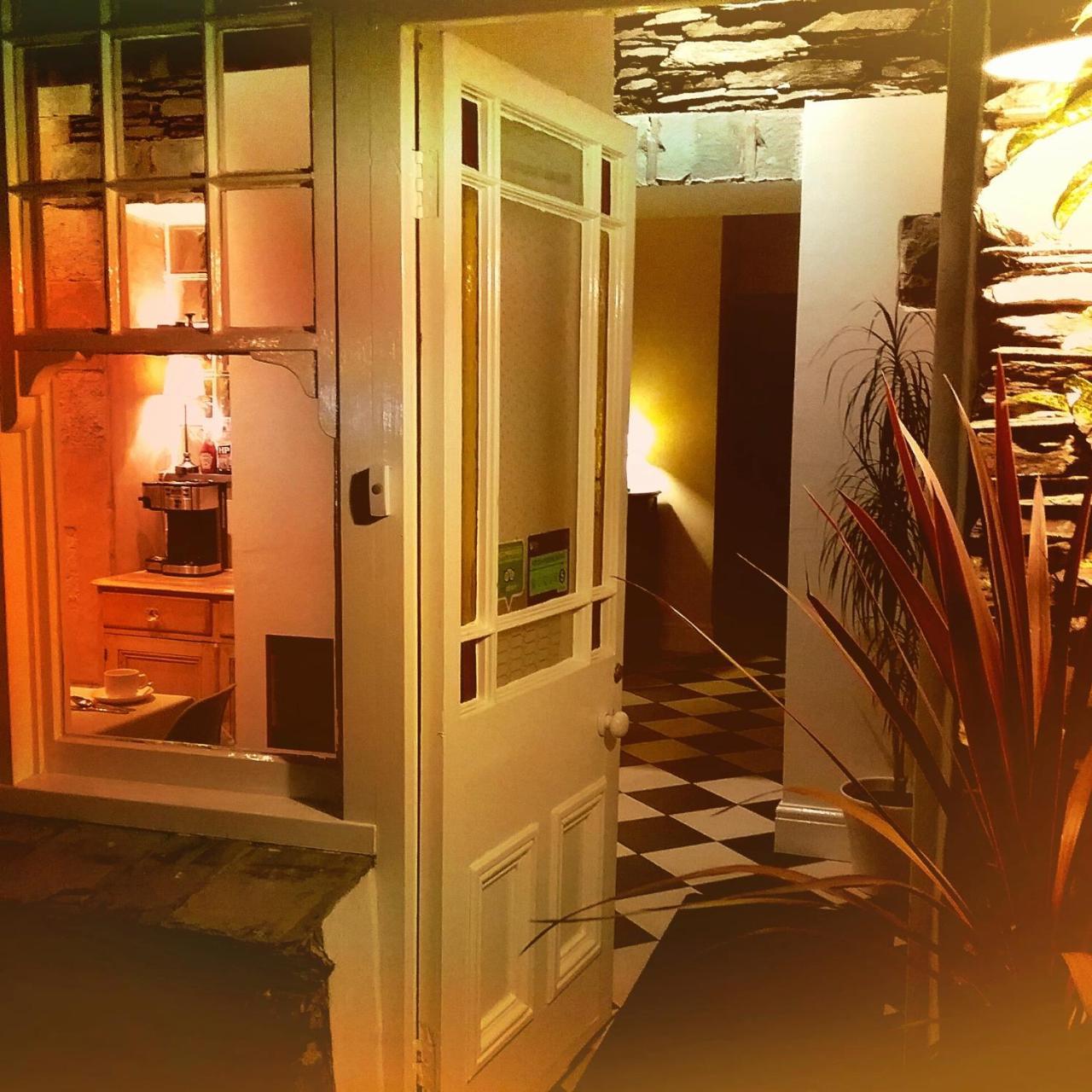 The Coach House Hotel วินเดอร์เมียร์ ภายนอก รูปภาพ